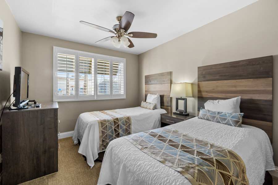 Twin Bedroom