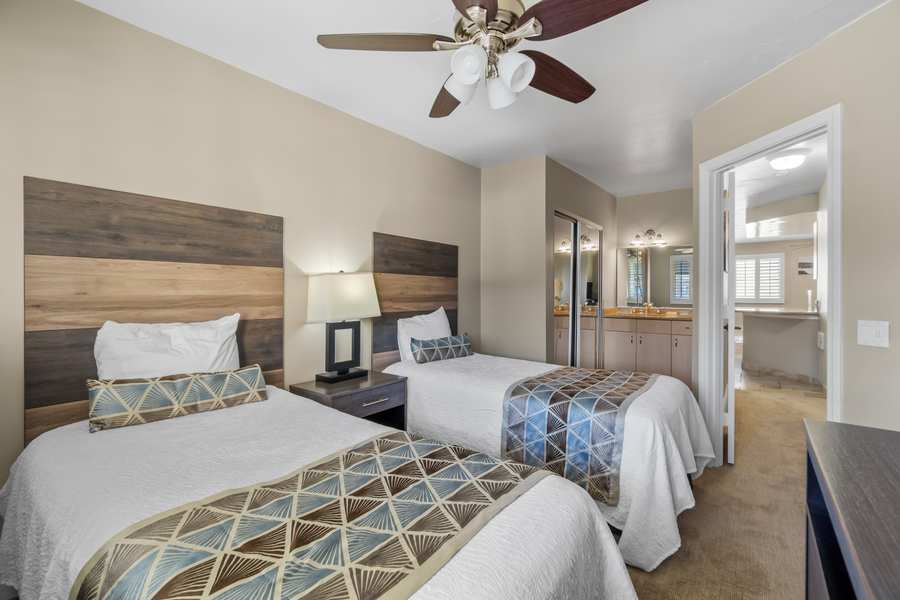 Twin Bedroom